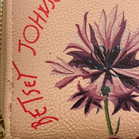 Betsey Johnson floral wallet/clutch NWT - Picture 6 of 7